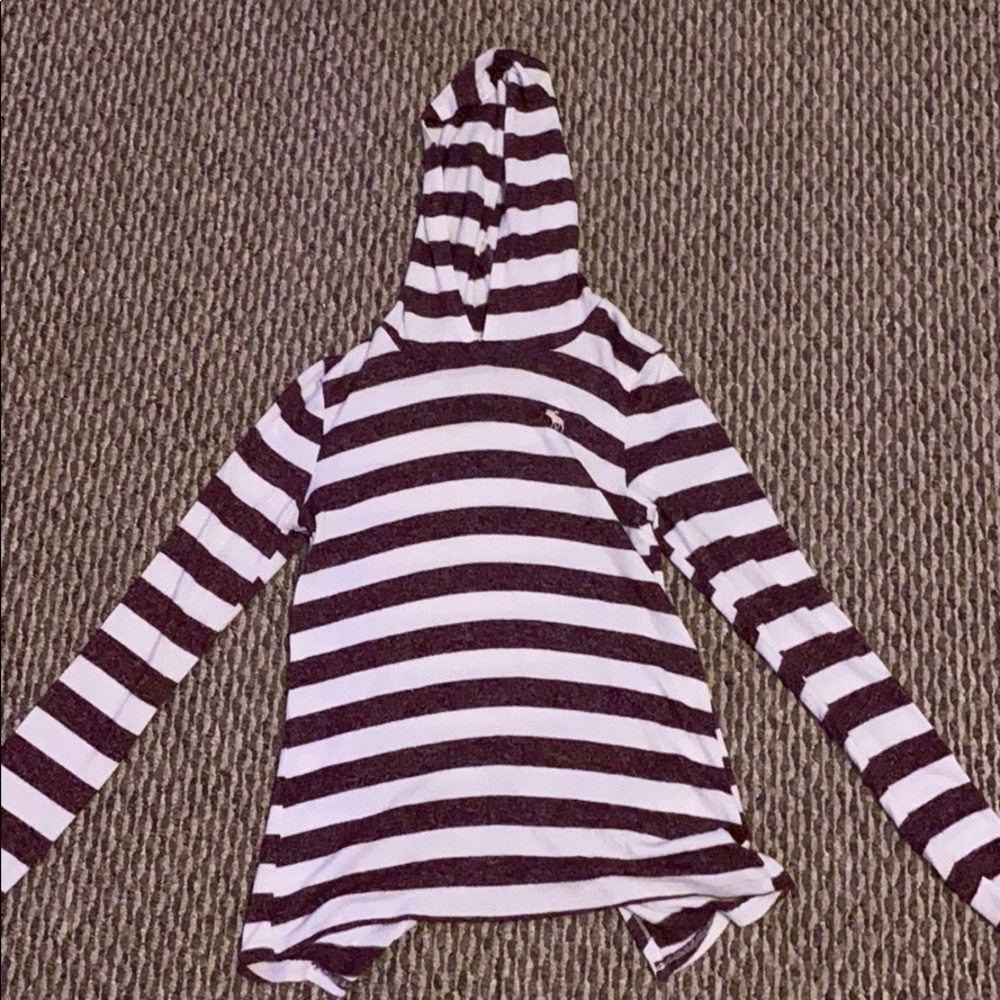 Purple and white abercrobie hooded sweater